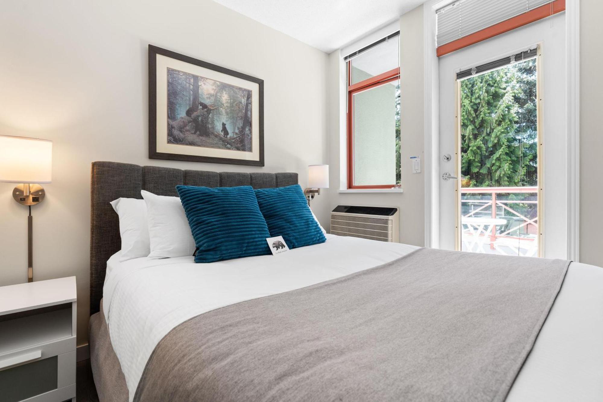 Alpenglow Lodge Bear Wonder One Bedroom By Mva Whistler Ngoại thất bức ảnh