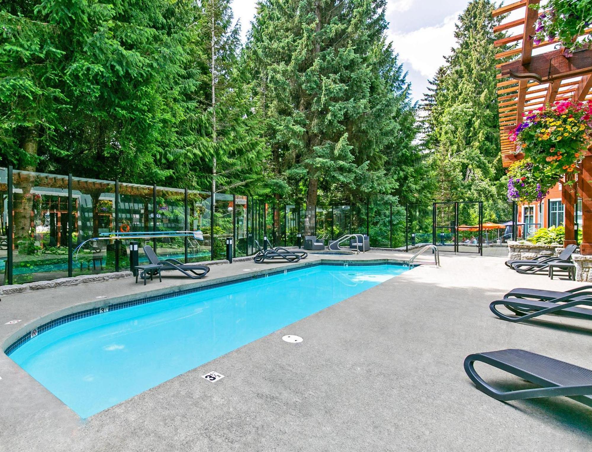 Alpenglow Lodge Bear Wonder One Bedroom By Mva Whistler Ngoại thất bức ảnh