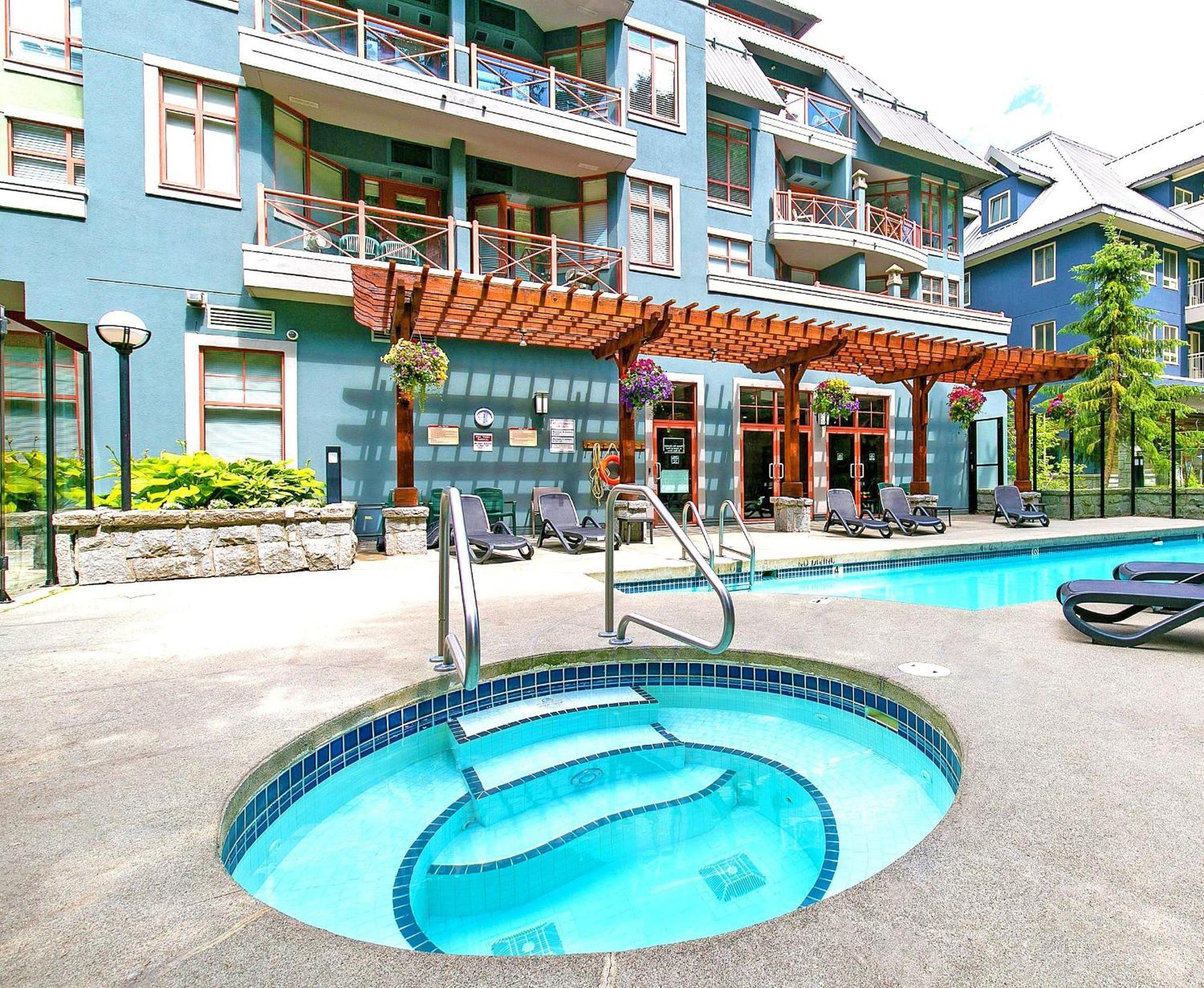 Alpenglow Lodge Bear Wonder One Bedroom By Mva Whistler Ngoại thất bức ảnh